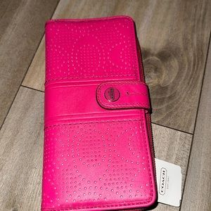 New pink Coach wallet
